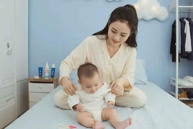 嬰幼兒手臂容易長濕疹不管它會自己好嗎(圖2)