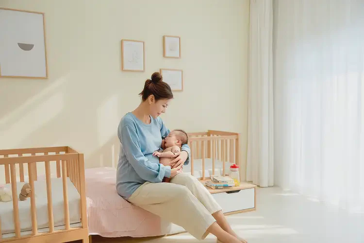 哺乳期媽媽大腿上出現(xiàn)濕疹能不能徹底自愈(圖1)