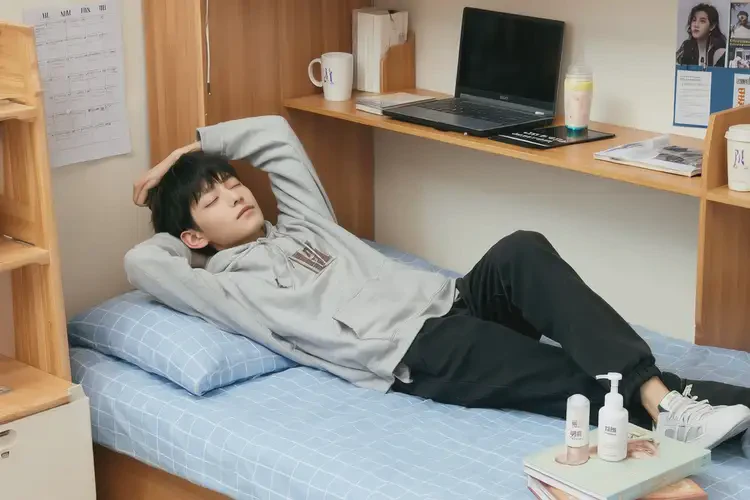 大學(xué)生屁股上偶爾起濕疹能徹底自愈嗎(圖3)