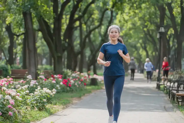 更年期女性下午血糖17點(diǎn)8是糖尿病嗎(圖2)