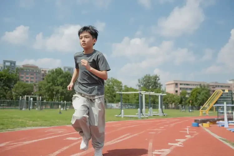 中學(xué)生屁股上容易起濕疹不管它會自己痊愈嗎(圖2)