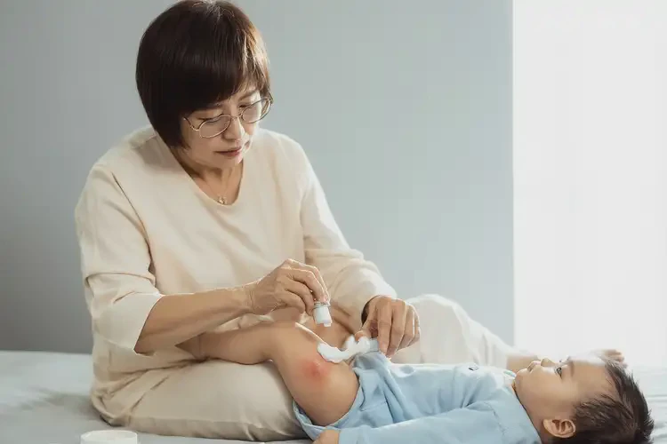 嬰兒大腿容易起濕疹可以徹底自愈嗎(圖3)
