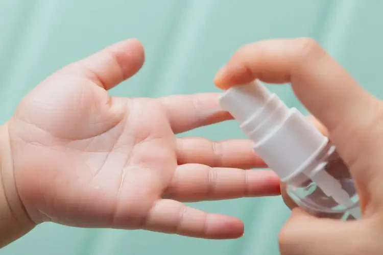 嬰幼兒手上出濕疹可不可以徹底自愈(圖1)