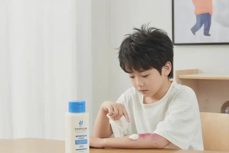 少兒手臂偶爾長(zhǎng)濕疹能夠徹底治愈嗎(圖2)