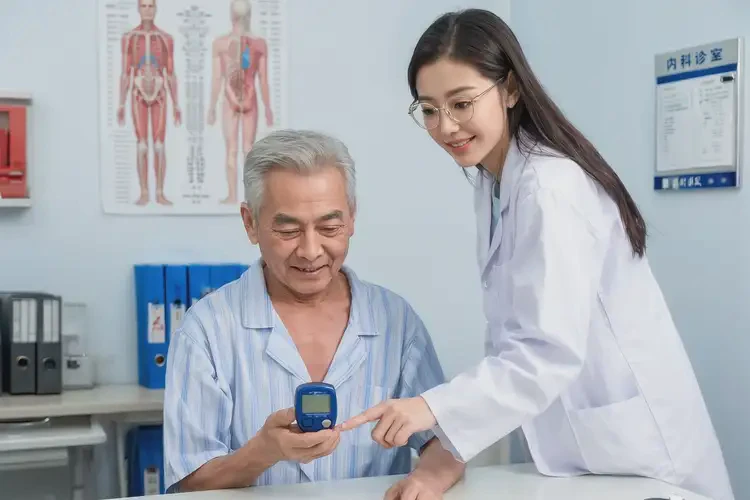 老年人晚餐血糖14點(diǎn)1是糖尿病嗎(圖1)