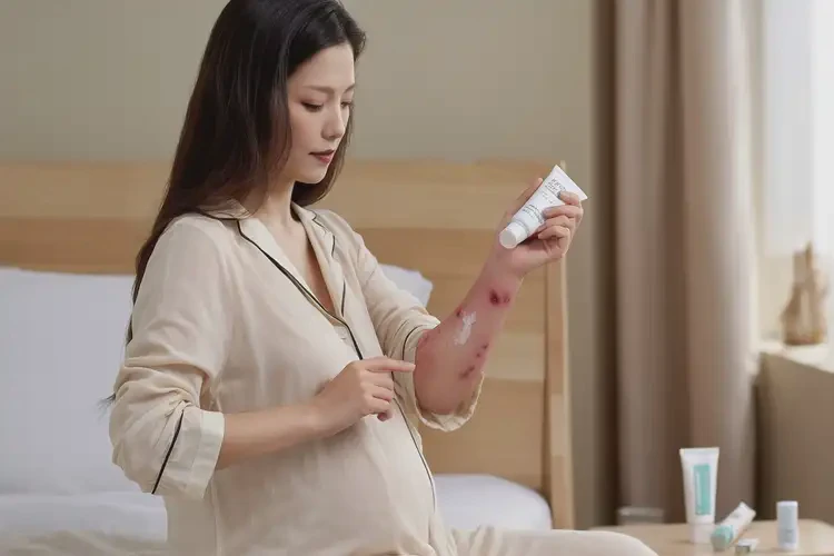 產(chǎn)婦手臂出現(xiàn)濕疹不管它會(huì)自己自愈嗎(圖3)