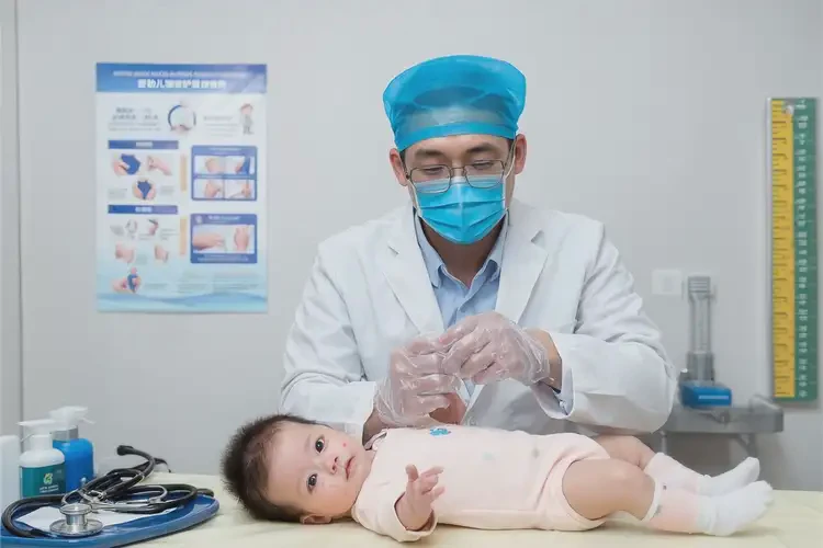 嬰幼兒肚子有濕疹可以徹底自愈嗎(圖2)