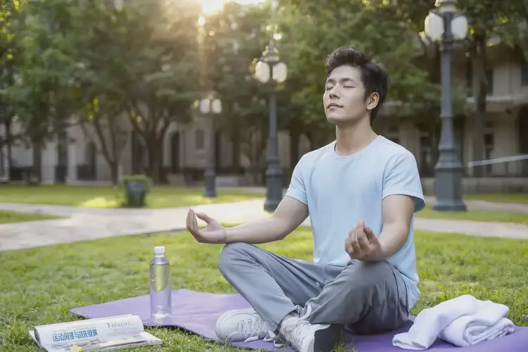 大學(xué)生腳上有濕疹能徹底自愈嗎(圖1)