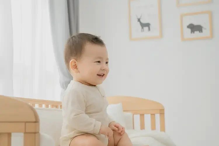 婴幼儿小腿上长湿疹可不可以彻底自愈(图1)