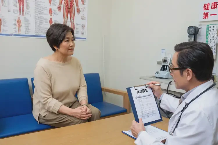 更年期女性中午血糖15点3是糖尿病吗(图1)