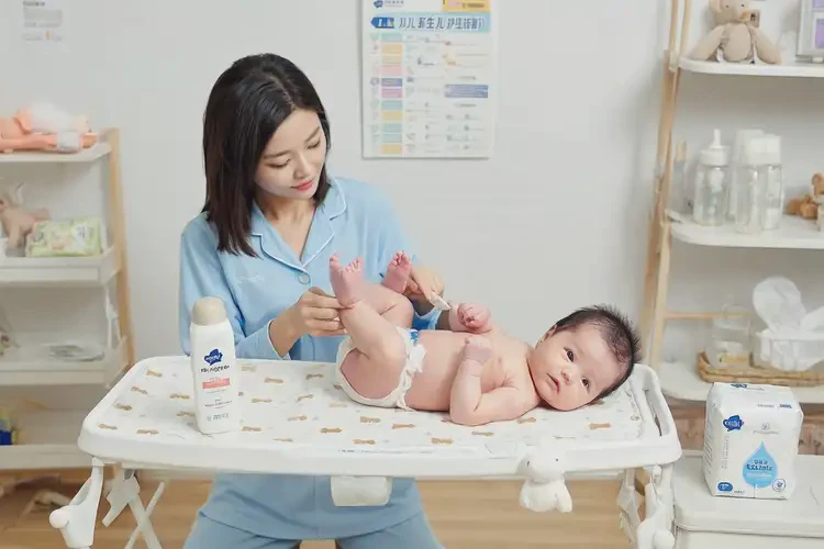 嬰幼兒屁股容易起濕疹可以徹底自愈嗎(圖3)