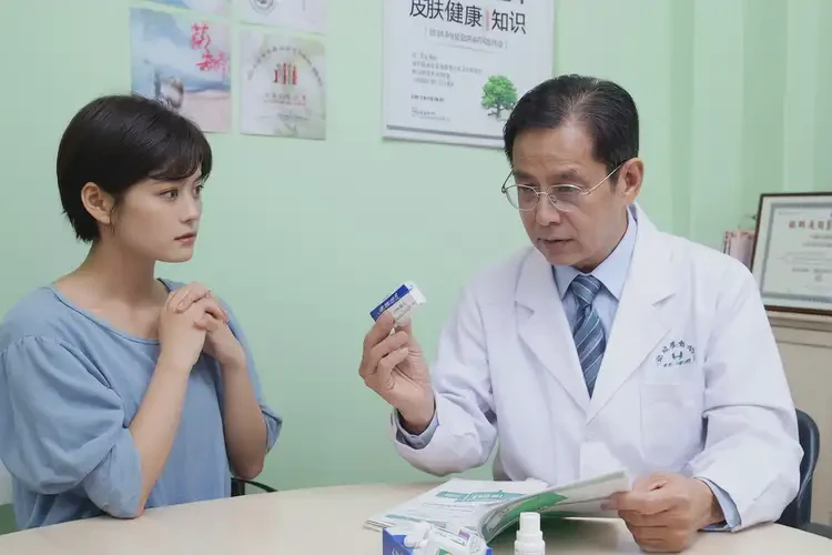 產(chǎn)婦面部偶爾起濕疹不管它會自己痊愈嗎(圖2)