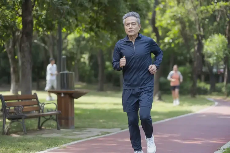 中老年人中午血糖20(圖1)