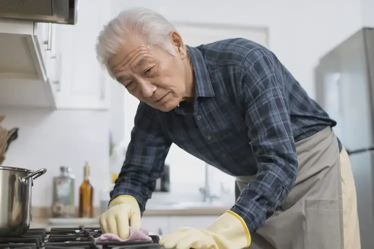 老年人手上出濕疹可以徹底自愈嗎(圖3)