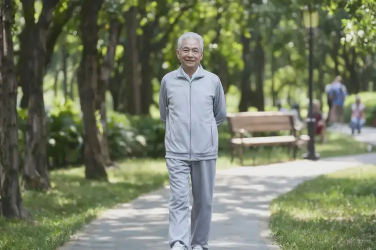 老年人睡前血糖28(圖1)