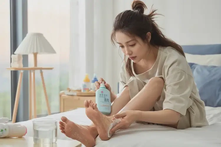 哺乳期媽媽腳上偶爾起濕疹不管它會自己痊愈嗎(圖4)