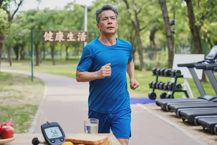 男性晚餐血糖12點(diǎn)9是糖尿病嗎(圖1)