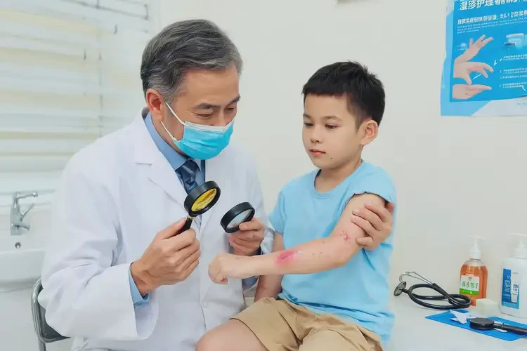 孩子肚子容易長濕疹能靠自己自愈嗎(圖2)