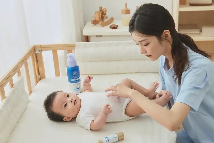 寶寶四肢經(jīng)常起濕疹能靠自己自愈嗎(圖3)