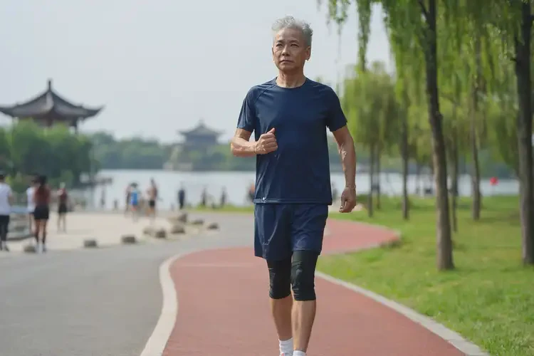 中老年人早餐血糖11(圖1)