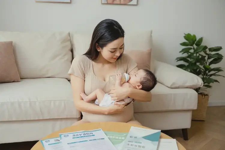 哺乳期媽媽全身有濕疹可不可以徹底自愈(圖1)