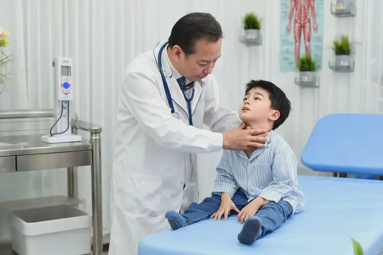 少兒脖子上起濕疹能徹底自愈嗎(圖1)