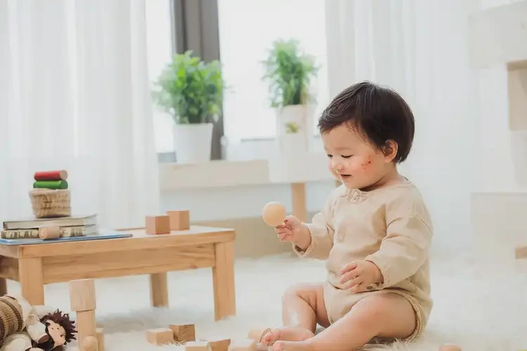 幼兒手上出濕疹不管它會(huì)自己痊愈嗎(圖1)