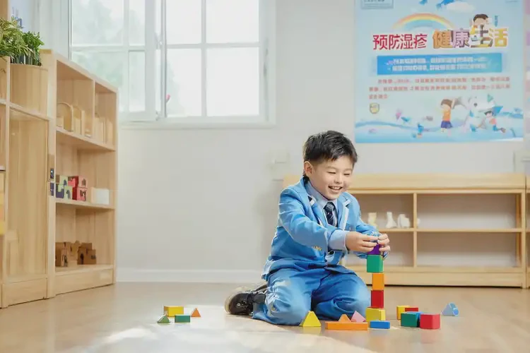 小学生小腿上偶尔长湿疹能不能彻底自愈(图1)