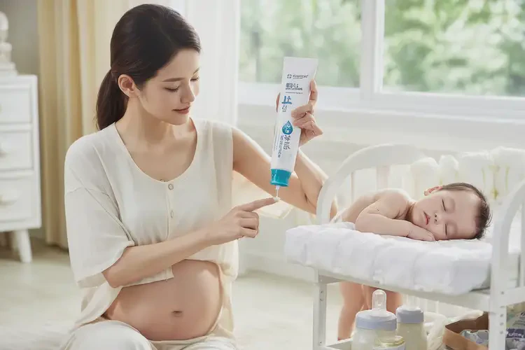 哺乳期媽媽四肢長濕疹能徹底自愈嗎(圖4)