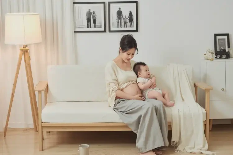 哺乳期媽媽腳上出濕疹能徹底自愈嗎(圖2)