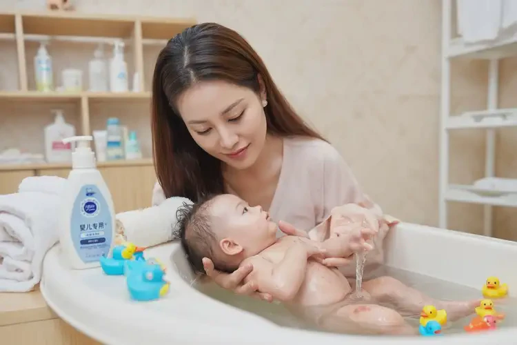 嬰幼兒手臂容易長濕疹可不可以徹底自愈(圖3)