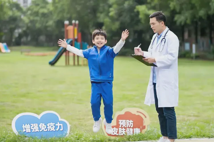 小孩肛周出現(xiàn)濕疹可不可以徹底自愈(圖1)