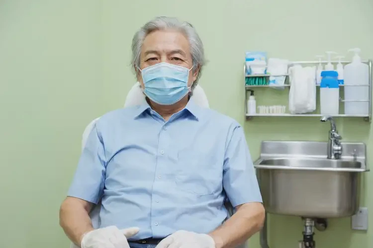 老人脖子容易长湿疹能够彻底治愈吗(图2)