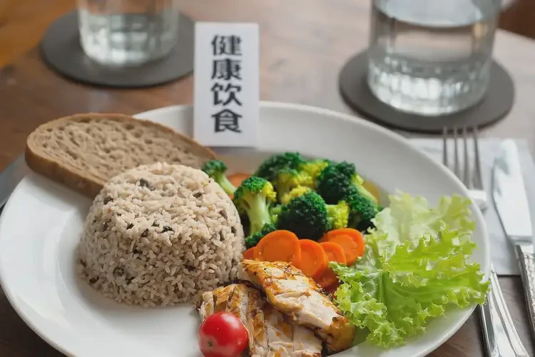 老年人晚餐血糖13(圖1)