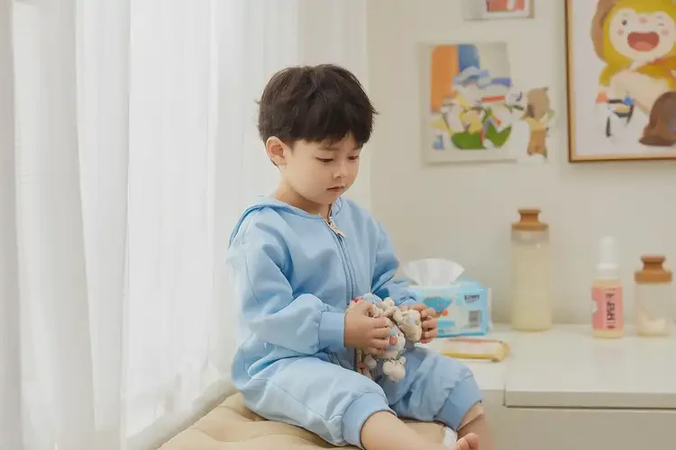 孩子脖子上起濕疹不管它會(huì)自己痊愈嗎(圖2)