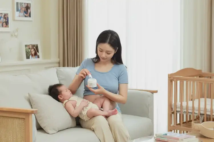 哺乳期媽媽脖子上出濕疹可不可以徹底自愈(圖3)