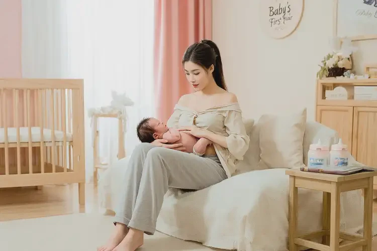 哺乳期媽媽大腿容易長(zhǎng)濕疹能徹底自愈嗎(圖2)