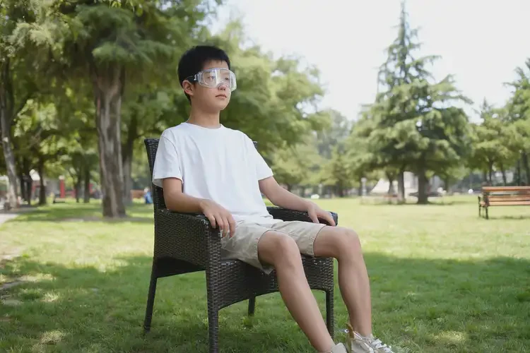 青少年小腿長(zhǎng)濕疹不管它會(huì)自己好嗎(圖1)