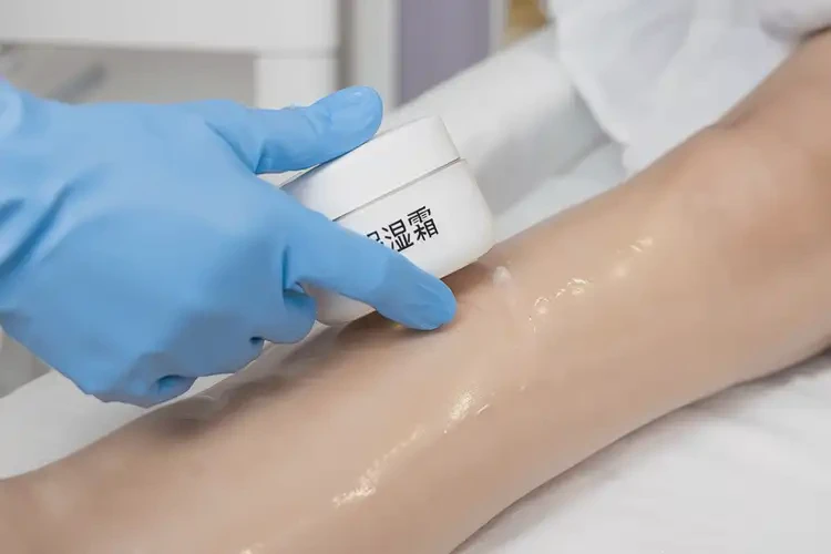 女性小腿偶爾起濕疹能徹底自愈嗎(圖3)