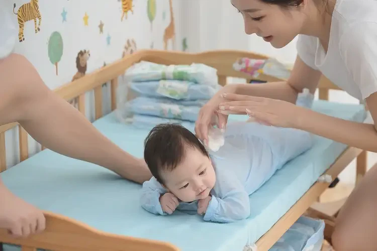 婴幼儿脸上偶尔长湿疹能彻底自愈吗(图3)