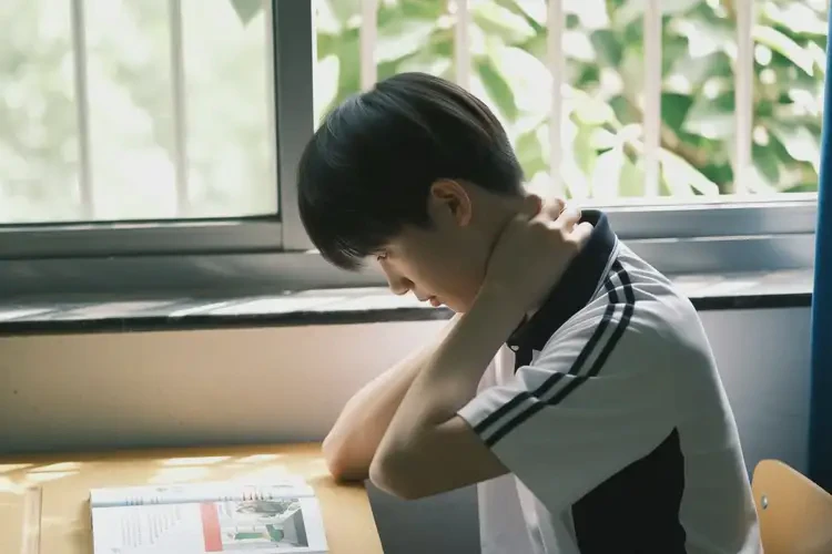 中學(xué)生脖子經(jīng)常長濕疹可不可以徹底自愈(圖2)