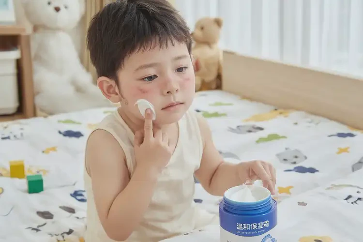 兒童臉上偶爾起濕疹可不可以徹底自愈(圖3)