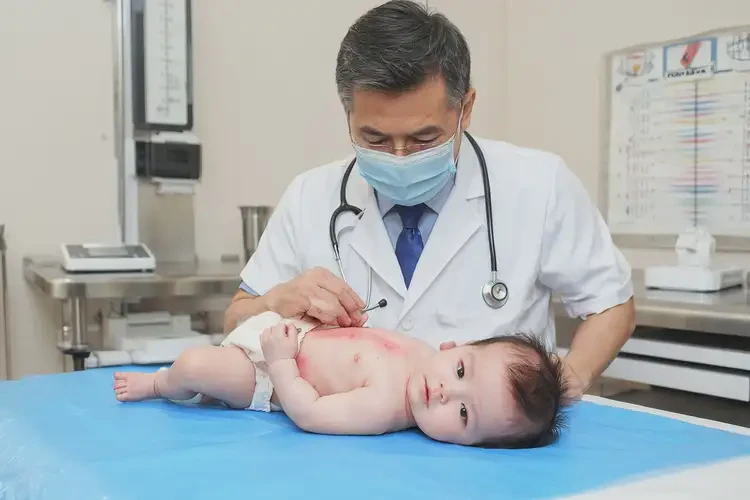 嬰幼兒四肢偶爾起濕疹能靠自己自愈嗎(圖1)