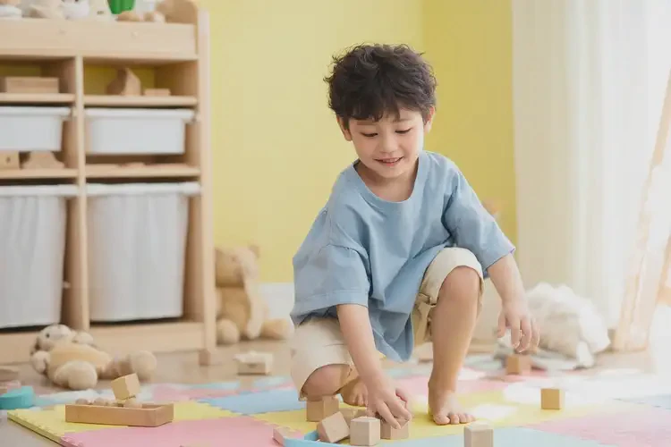 儿童脖子偶尔长湿疹不管它会自己痊愈吗(图1)