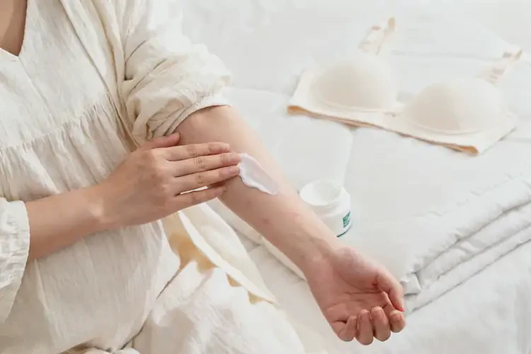 哺乳期媽媽全身出濕疹能徹底自愈嗎(圖2)