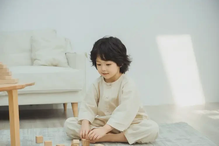 孩子大腿上出濕疹不管它會自己好嗎(圖1)