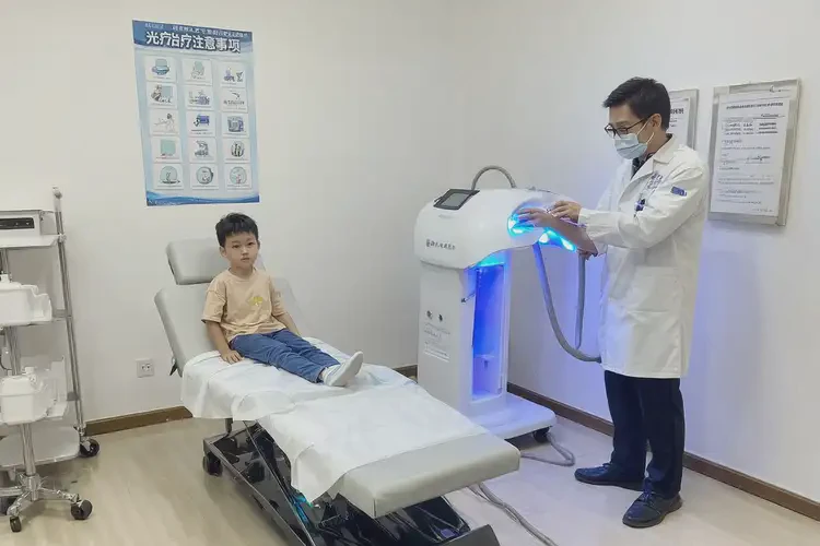 小孩手臂長(zhǎng)濕疹能夠徹底治愈嗎(圖1)