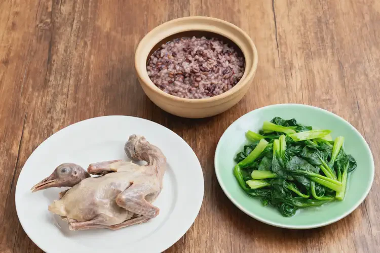 老年人糖尿病早晨能吃鸽肉吗(图1)