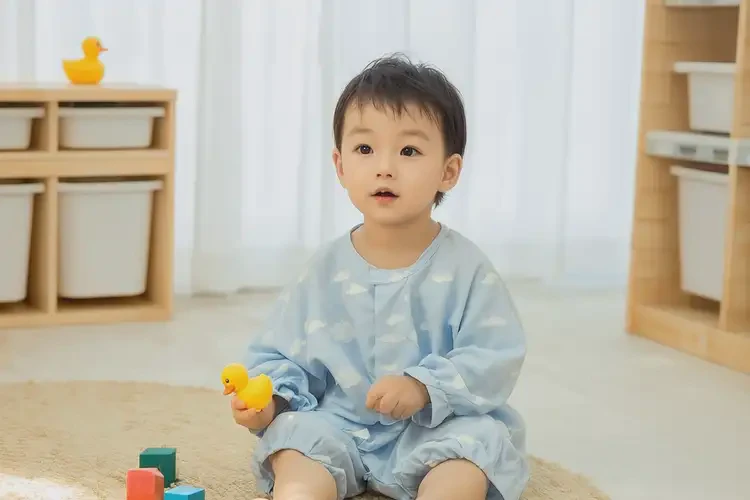 小孩全身偶爾長濕疹不管它會自己好嗎(圖2)