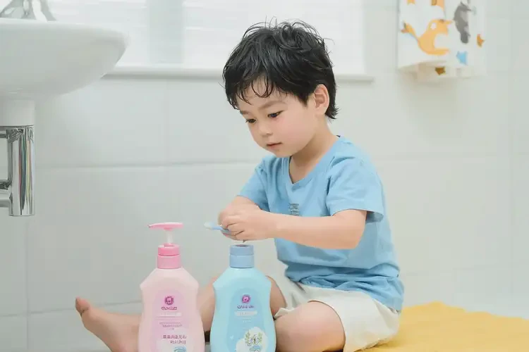 小孩手臂偶爾長濕疹可以徹底自愈嗎(圖2)